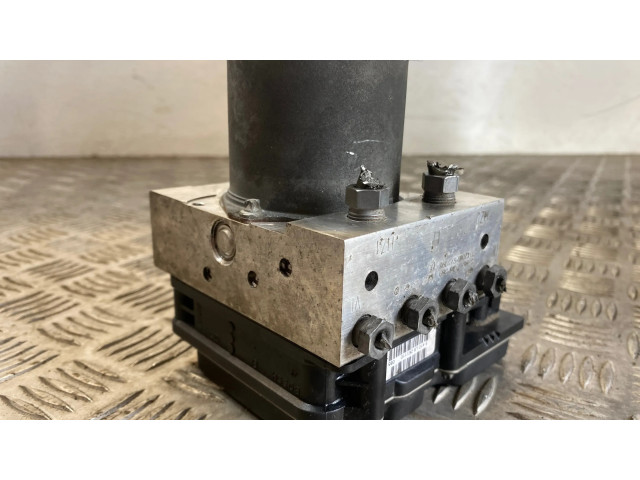 Jednotka ABS A2124313512, A2124310512   Mrcedes-Benz E W212 2010
