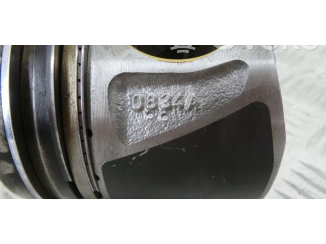 Píst A6510302517, 143110076311X   Mercedes-Benz CLA C117 X117 W117    OM 651.930 