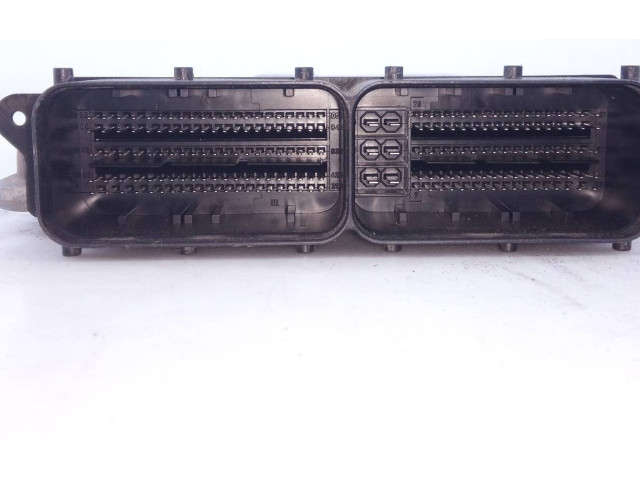 Řídící jednotka 04L907309R, 0281031066   Volkswagen Passat Alltrack 2015