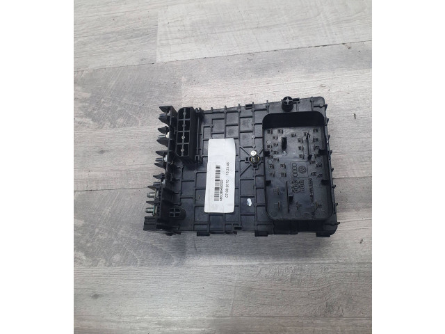 Блок предохранителей 3C0937125, 63592777   Volkswagen Sharan    