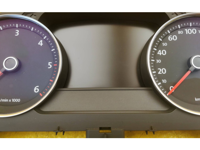 Панель приборов 7P6920881G, 7P6920881   Volkswagen Touareg II       