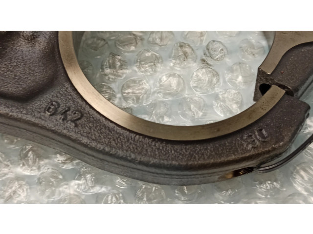 Píst 8370B   Mercedes-Benz R W251  pro naftový motor 3.0  