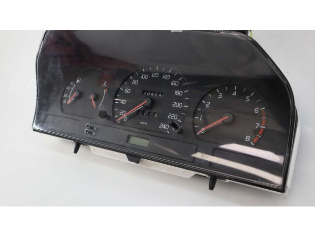 Přístrojová deska  Volvo 850 1996 9442147  