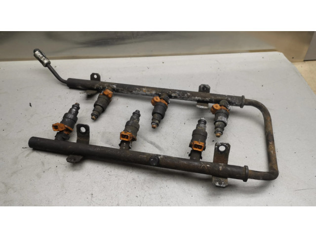 Vstřikovač 4612402   Chrysler Voyager  pro benzínový motor 3.3  