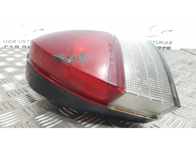 Světlo zadní pravé R1053, 4722BR   Subaru Legacy 1995