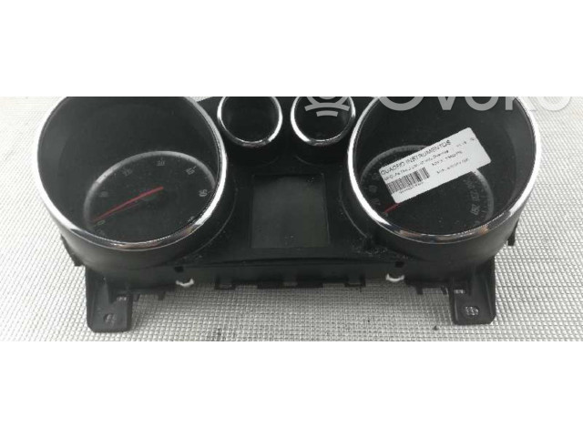 Přístrojová deska  Opel Astra J 2013 13433776  