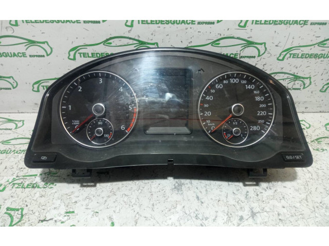 Панель приборов 1K8920871C   Volkswagen Scirocco       