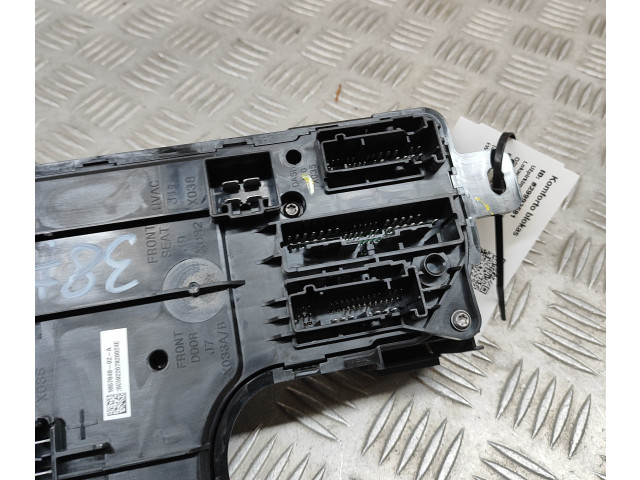 Блок комфорта 165764802A   Tesla Model Y   