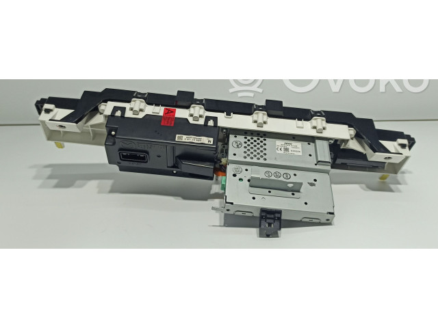 Дисплей    EH64611J0E, 4685000066   Mazda CX-7