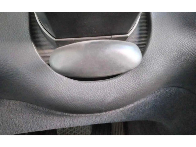 Руль Mercedes-Benz CLK A209 C209  2002 - 2009 года       