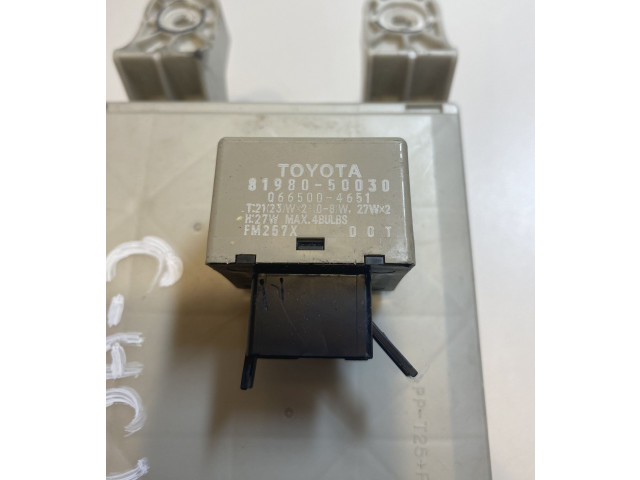   Pojistková skříňka 8198050030   Toyota Land Cruiser (BJ70) 2006