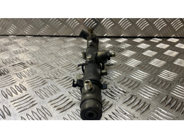 Vstřikovací lišta 05913009J   Audi A6 S6 C6 4F  pro naftový motor 3.0  