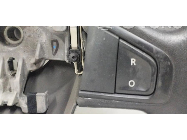 Volant Renault Megane III 2009 0110001  