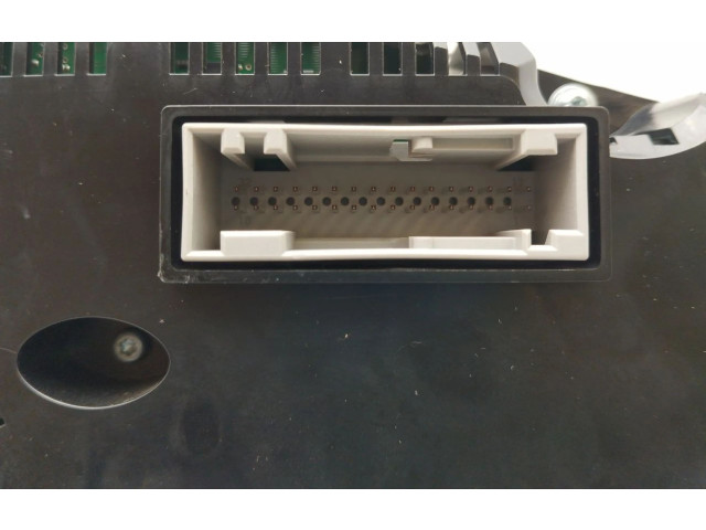 Панель приборов 8R0920980T, T106   Audi Q5 SQ5       