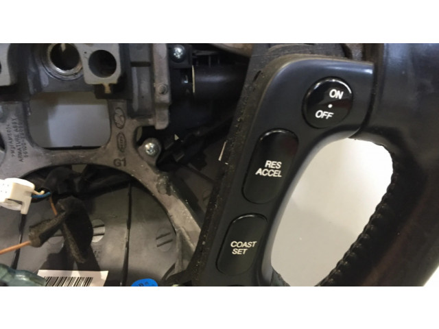 Руль Hyundai Santa Fe  2006-2012 года 561002B000, 7C6DMC7      