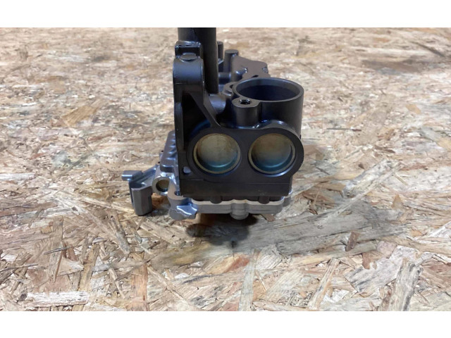 Píst A2761800701, a2761810012   Mercedes-Benz C W205    276823 