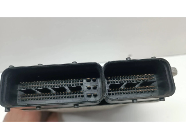 Блок управления двигателя 0281012535, 1860A654   Mitsubishi Grandis