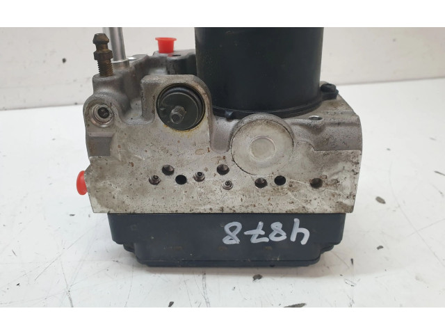 Jednotka ABS PBTGF30   Lexus IS 200-300 2002