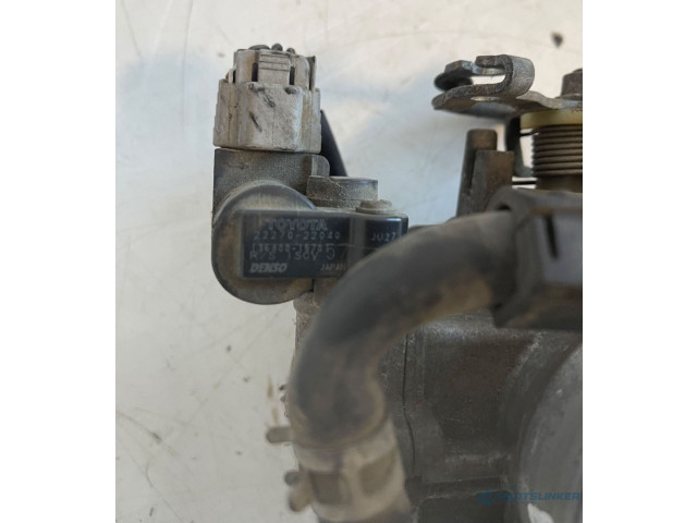 Vstřikovač 136800-1570, 89452-20130   Toyota Celica T200     