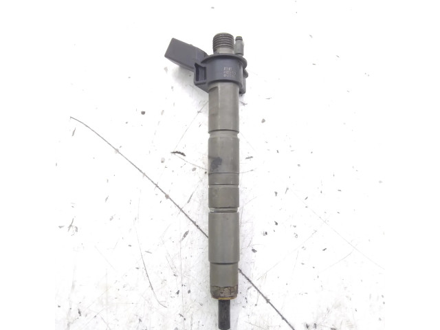 Vstřikovač 780542803   BMW 5 F10 F11  pro naftový motor 3.0  