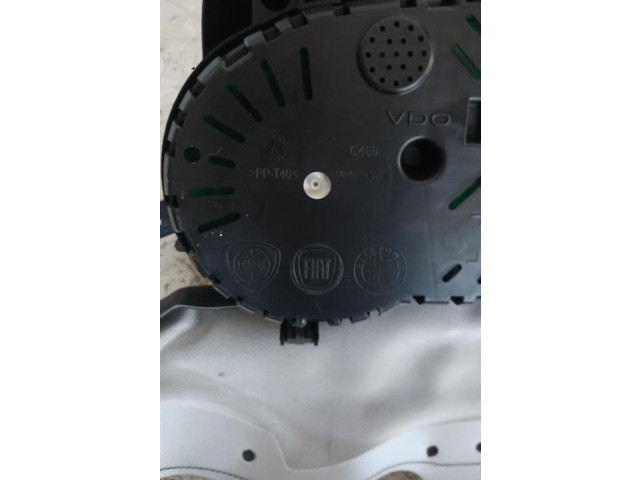 Přístrojová deska  Alfa Romeo Giulietta 2010 50516478, 50516478  