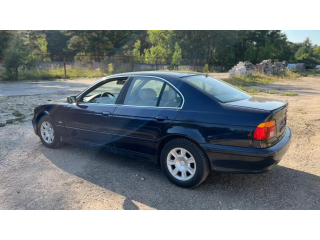 Vstřikovací lišta 1437442, 1438949   BMW 5 E39  pro benzínový motor 2.5 256S5 M54B25