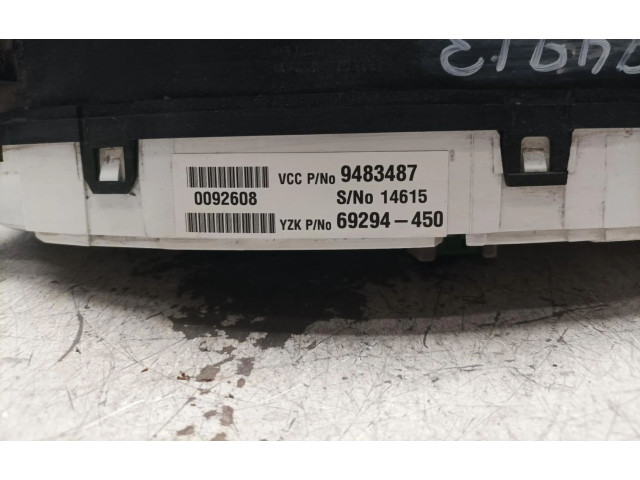 Přístrojová deska  Volvo S80  9483487  