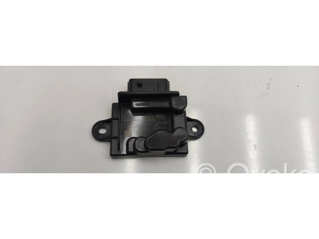 Блок управления 33040J5000, 495086337   KIA Stinger