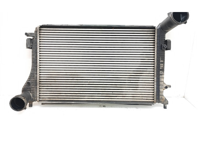 Интеркулер  1K0145803H   Volkswagen Caddy 