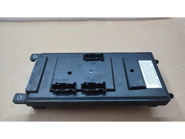 Блок предохранителей CH2214F041BE   Land Rover Range Rover Sport L320    