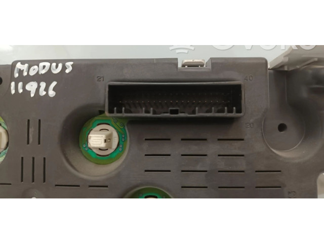 Přístrojová deska  Renault Grand Modus 2008 8200668077  