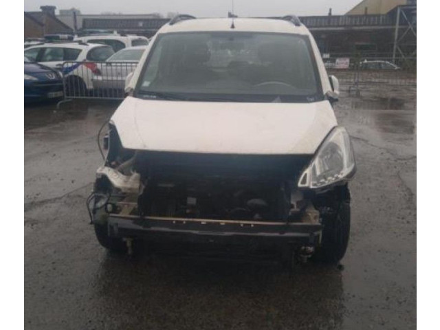 Блок управления двигателя    Citroen Berlingo