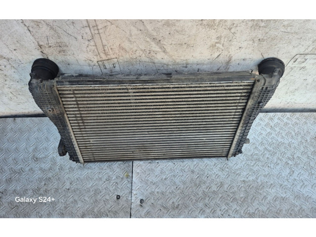Интеркулер  1K0145803T   Volkswagen Golf Plus 