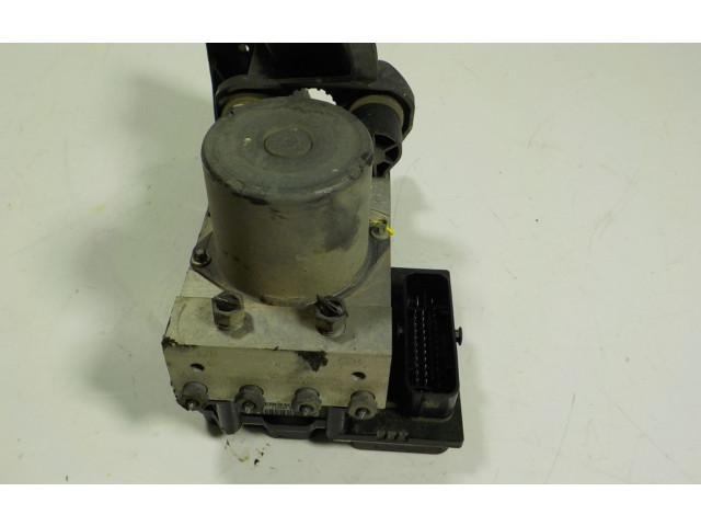 Jednotka ABS A2124313612, A2124313512   Mrcedes-Benz E A207 2011