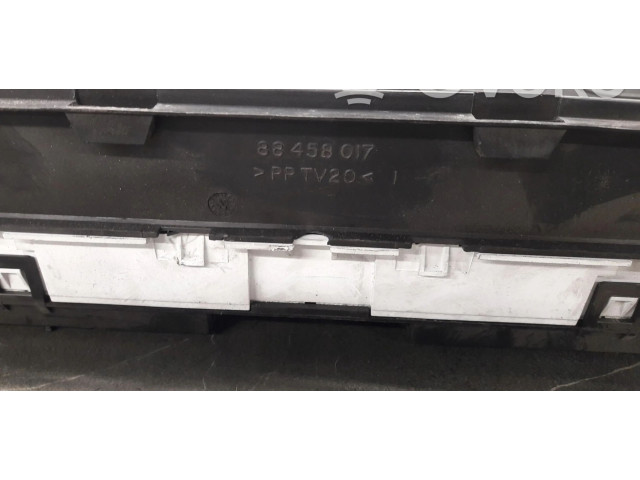 Панель приборов 88458017   Toyota Avensis T220       