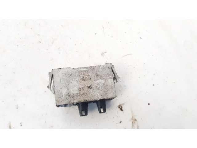 Дисплей    7700839798   Renault Scenic I