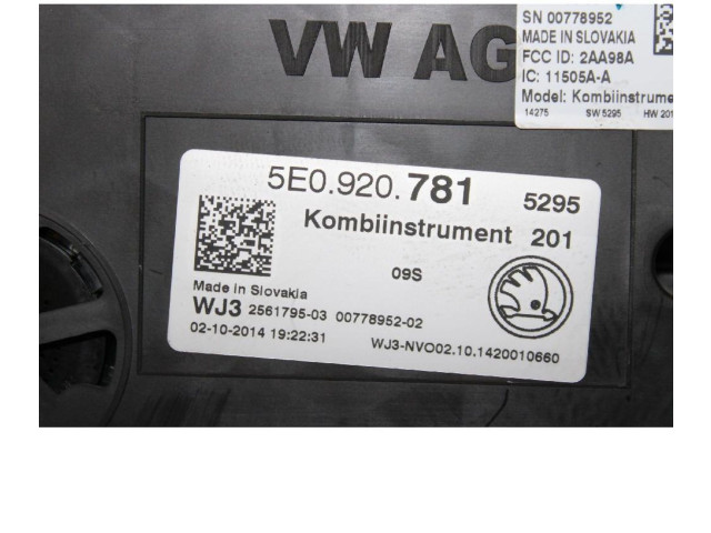 Přístrojová deska  Skoda Octavia Mk3 (5E) 2017 5E0920781  