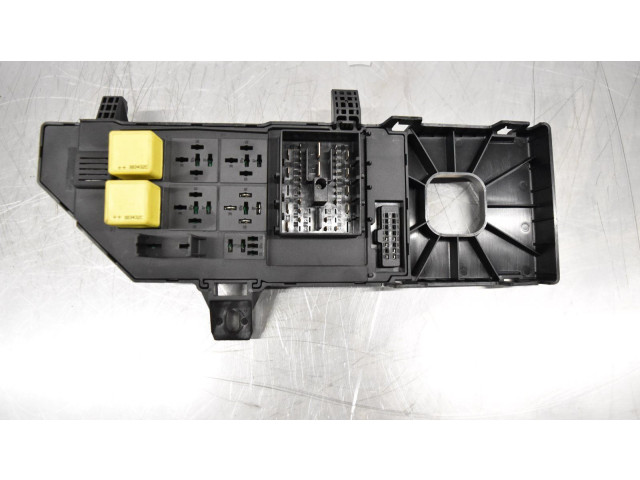 Блок предохранителей 460023260   Saab 9-3 Ver2    