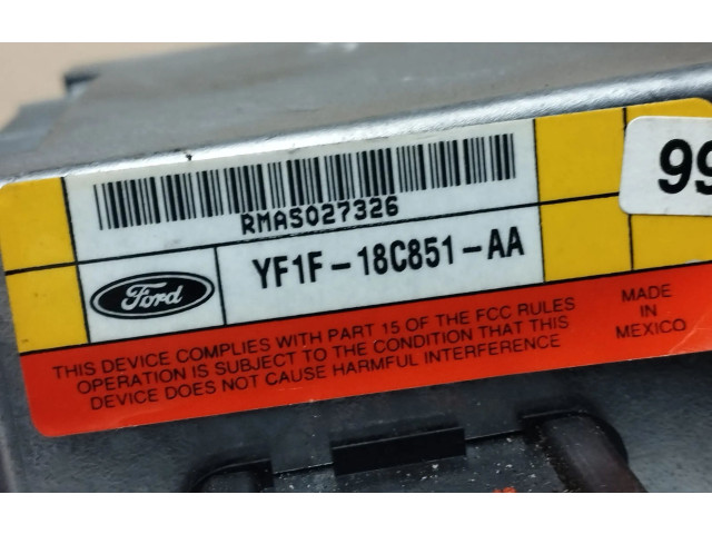   Pojistková skříňka YF1F18C851AA   Ford Taurus 2003