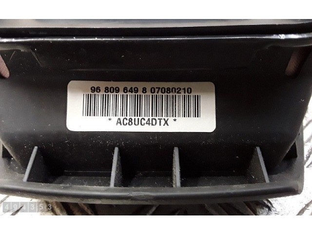 Подушка безопасности водителя 96809649   Chevrolet Captiva