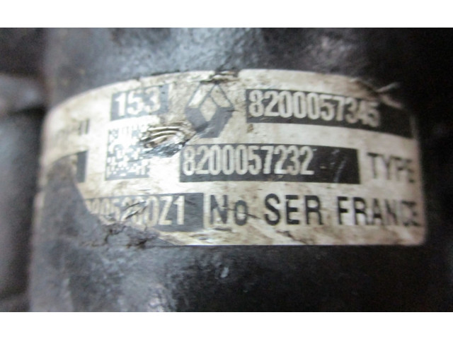 Vstřikovací lišta 8200057232   Renault Clio III     