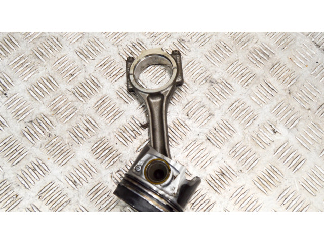  Поршень  03L107065AB, 04L105401A  Audi A5 8T 8F для дизельного двигателя 2.0