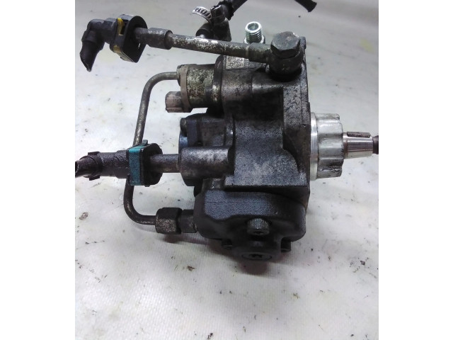 Vstřikovač 98092467   Opel Meriva B     