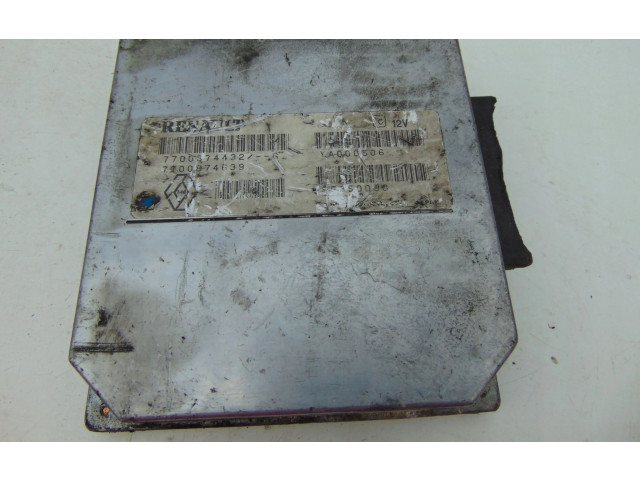 Řídící jednotka 7700874639   Renault Safrane 1997