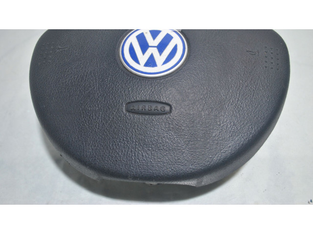 Подушка безопасности водителя 1C0880201E   Volkswagen New Beetle
