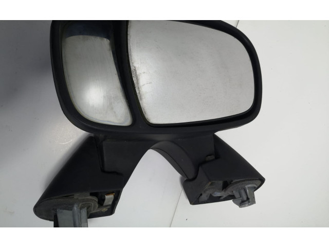 Zpětné zrcátko  levé Opel Vivaro 2003  4408525, 7701473241  