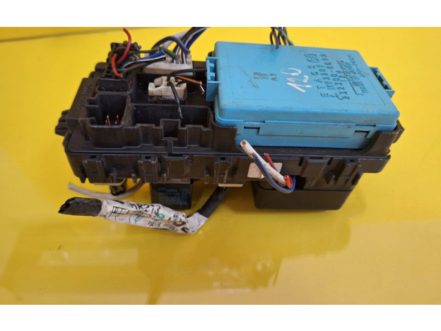 Блок предохранителей  MR228760   Mitsubishi Colt    