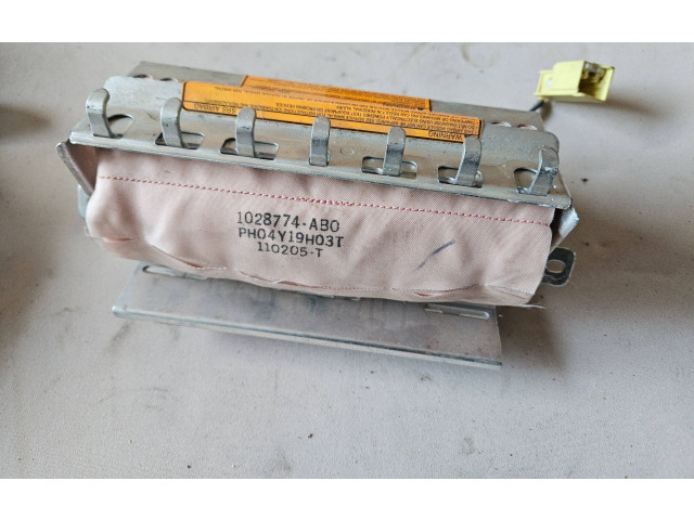 Подушка безопасности пассажира 1028774AB0, 110205T   Nissan Patrol Y61