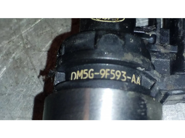 Форсунка DM5G9F593AA, 0261500221    Ford Focus для бензинового двигателя  1