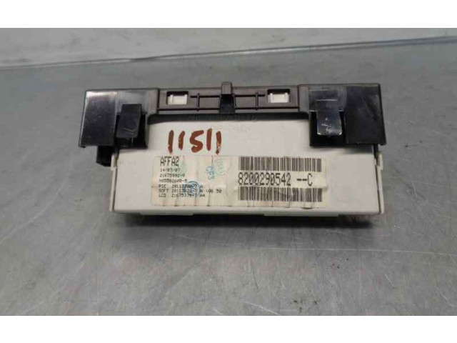 Дисплей    8200290542C   Renault Megane II